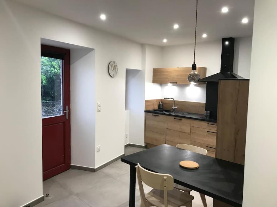 Maison Au Coeur De La Dolce Via Et Via Rhona Beauchastel Kültér fotó